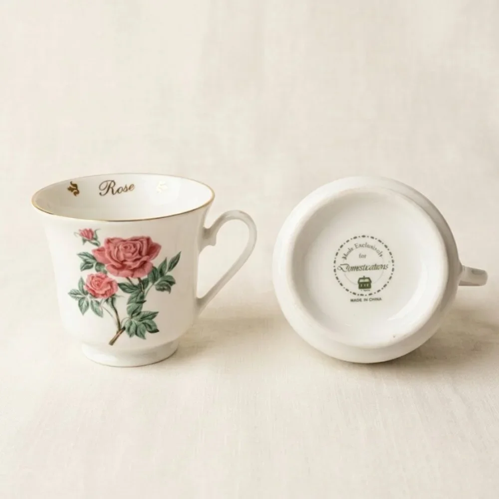 Domestications vintage footed